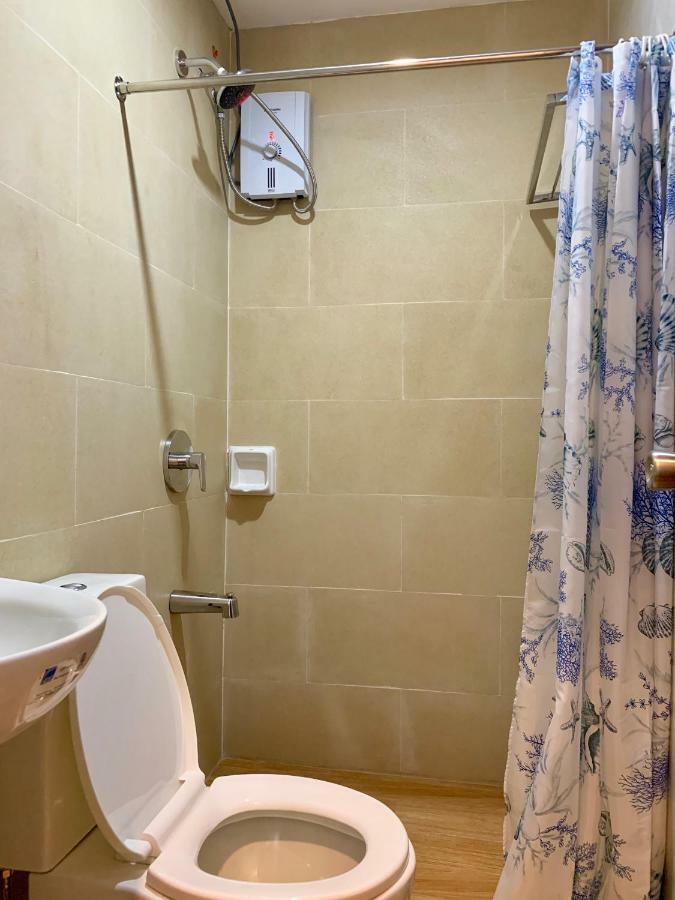 Davao Persimmon Suites Exteriér fotografie
