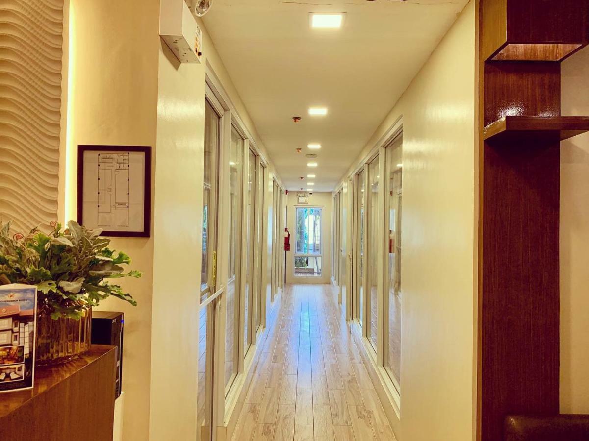 Davao Persimmon Suites Exteriér fotografie