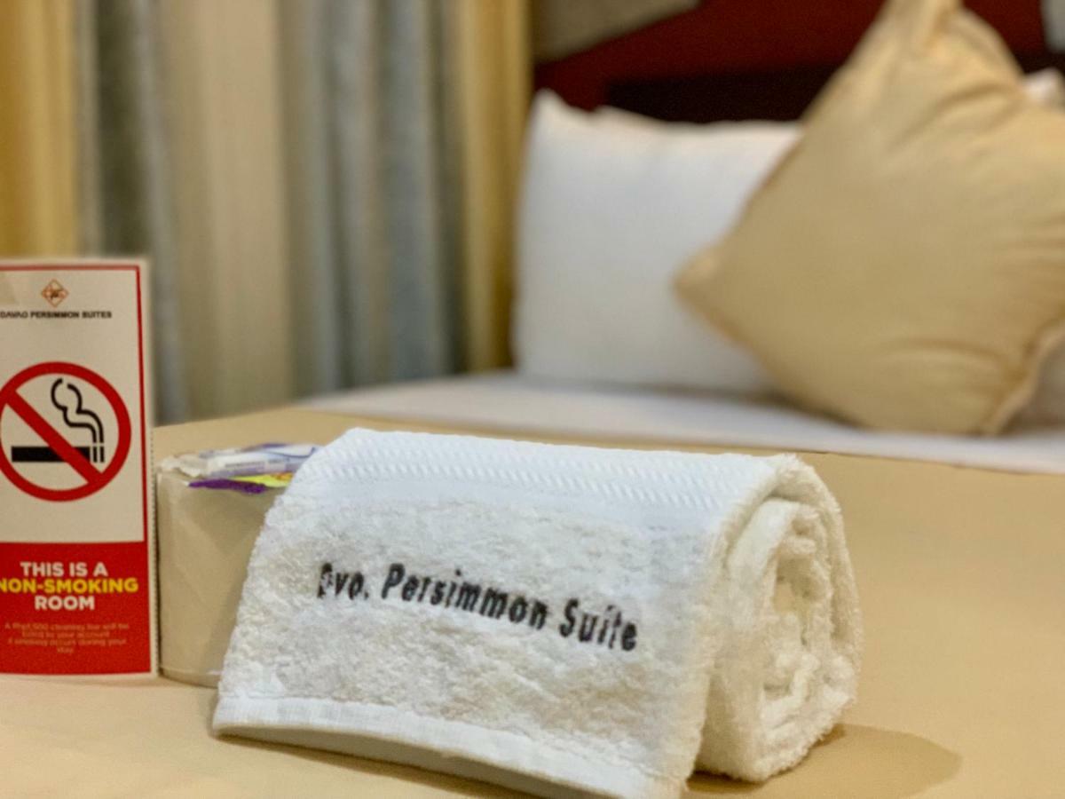 Davao Persimmon Suites Exteriér fotografie